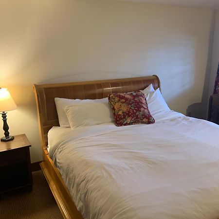 The Inn At Shady Lawn Newland エクステリア 写真